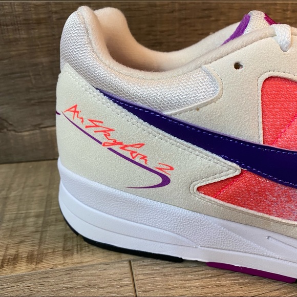 Nike Air Skylon II ‘Court Purple Solar Red’ - Picture 7 of 8